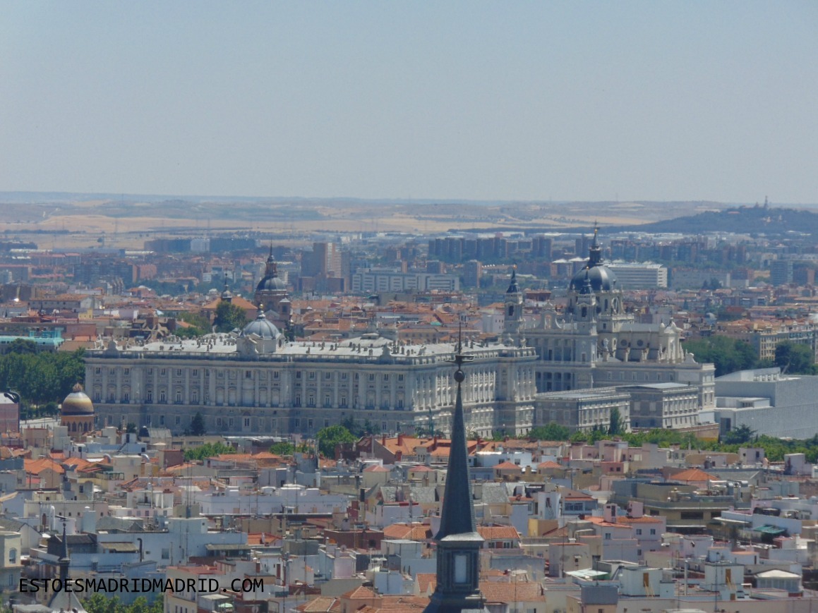 Palácio Real, Catedral da Almudena e outros pontos da cidade