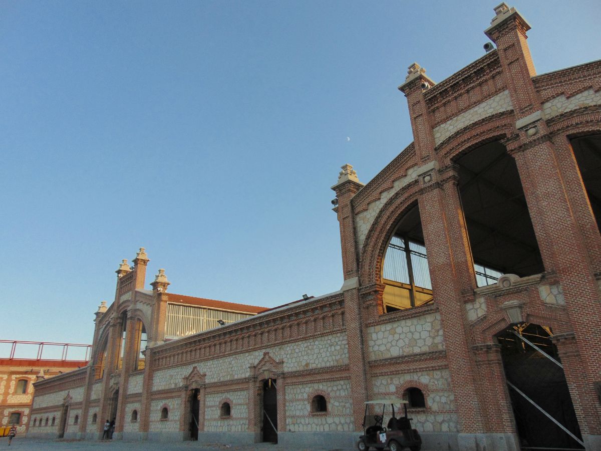 Os belíssimos pavilhões do Matadero