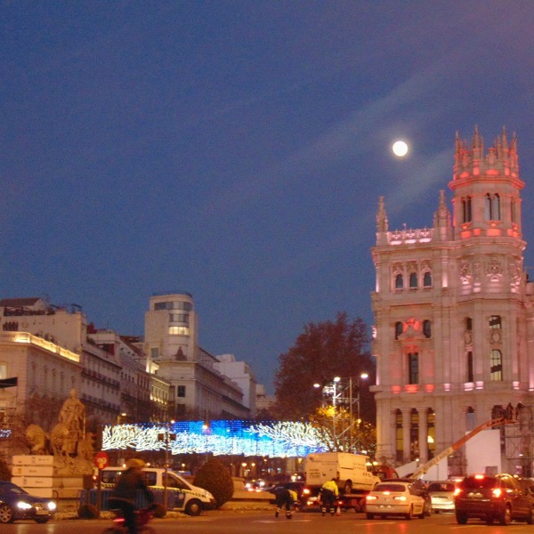 A Calle Alcalá é um dos pontos por onde passa o ônibus de Natal